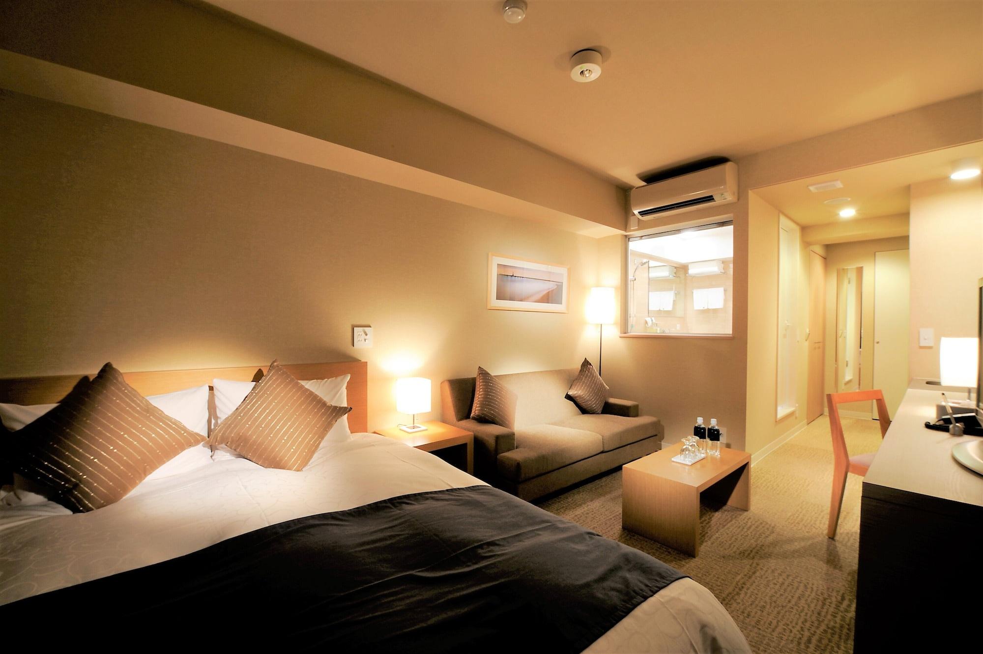 Roppongi Hotel S Токіо Екстер'єр фото